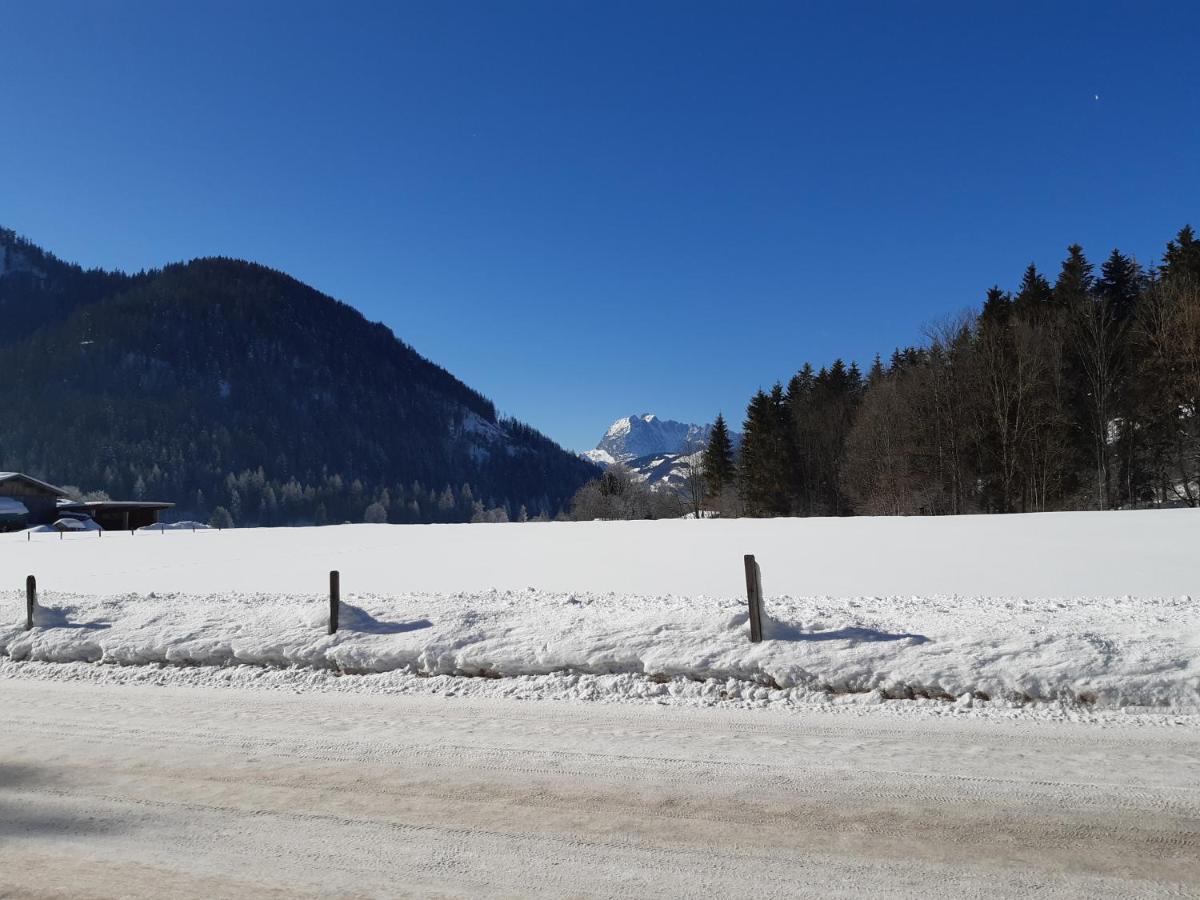 Ferienwohnung Am Wald Waidring Bagian luar foto